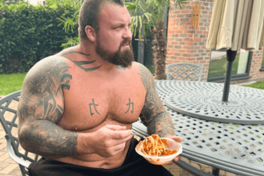 Eddie Hall eating a Prep Kitchen meal